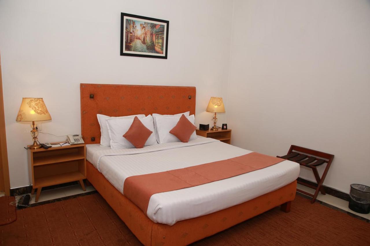 Lawrence View Hotel, ลาฮอร์ ภายนอก รูปภาพ